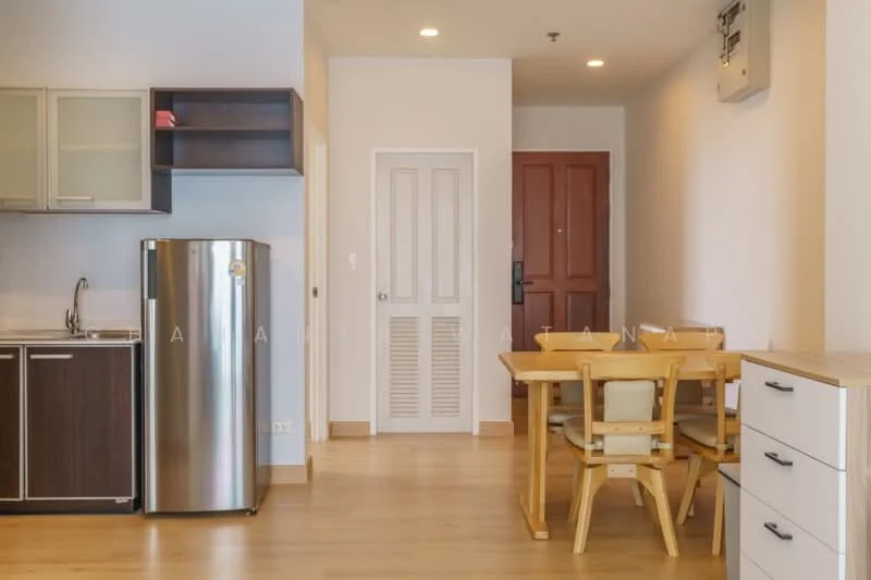 2 Bedroom condo in The Complete Narathiwat