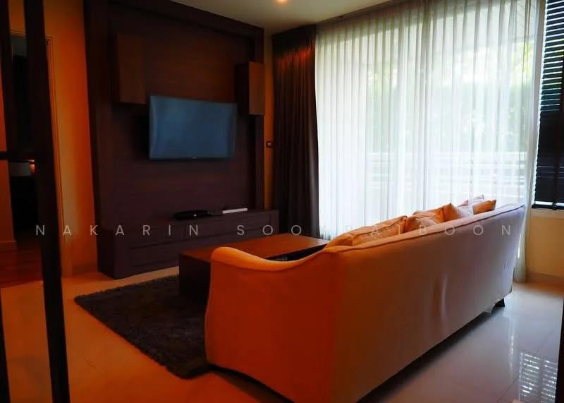 2 Bedroom condo in Watermark Chaophraya