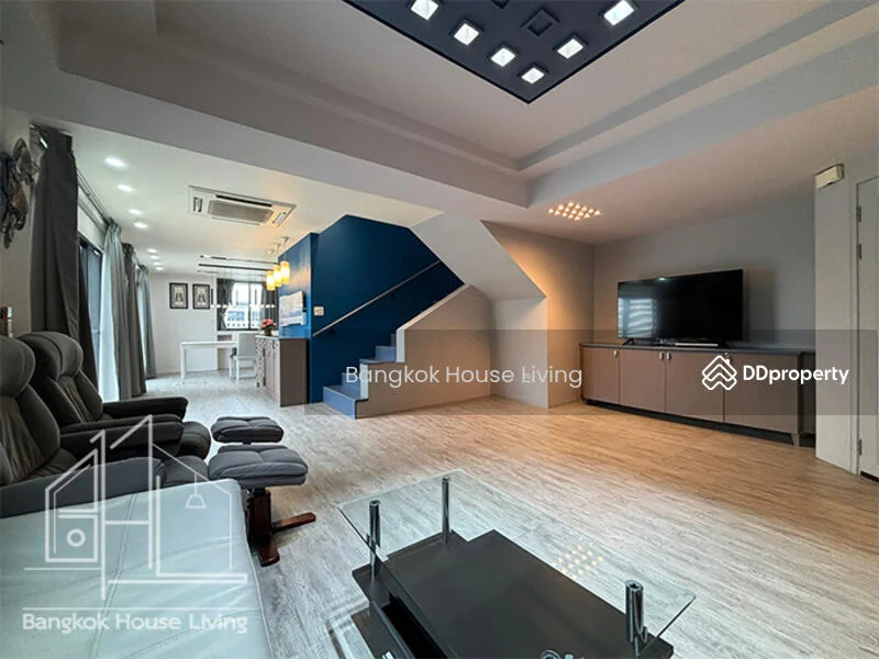 2 Bedroom condo in The Prestige 49 Condominium