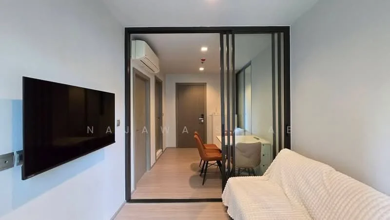 1 Bedroom condo in Life Asoke-Rama 9