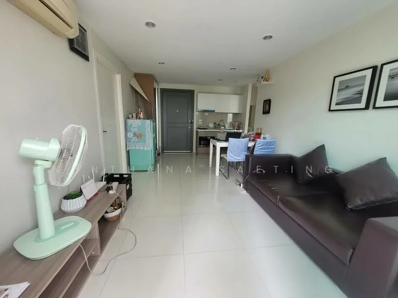 2 Bedroom condo in Elements Srinakarin