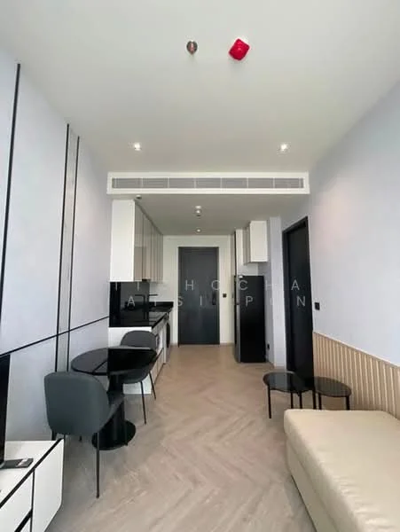 1 Bedroom condo in Chapter Charoennakhon–Riverside