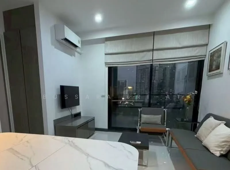 1 Bedroom condo in M Silom