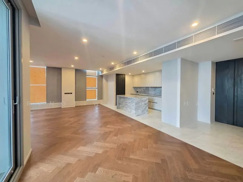 3 Bedroom condo in The Residences 38