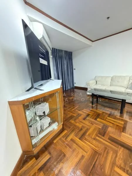 2 Bedroom condo in Witthayu Complex