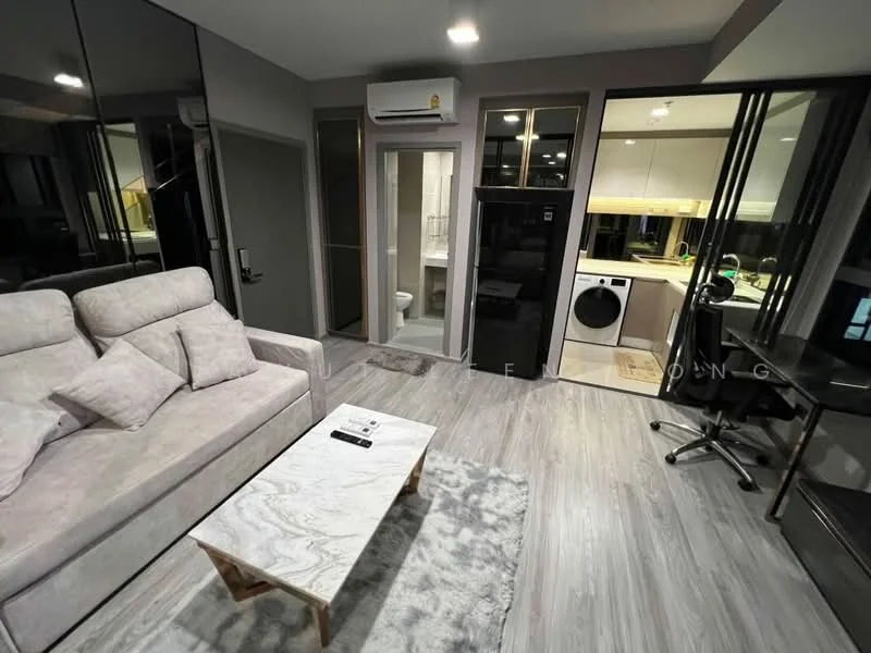 1 Bedroom condo in IDEO Sathorn-Wongwian Yai