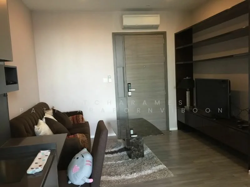 1 Bedroom condo in The Room Sukhumvit 69