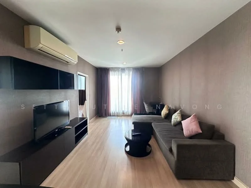 2 Bedroom condo in Life @ Ladprao 18