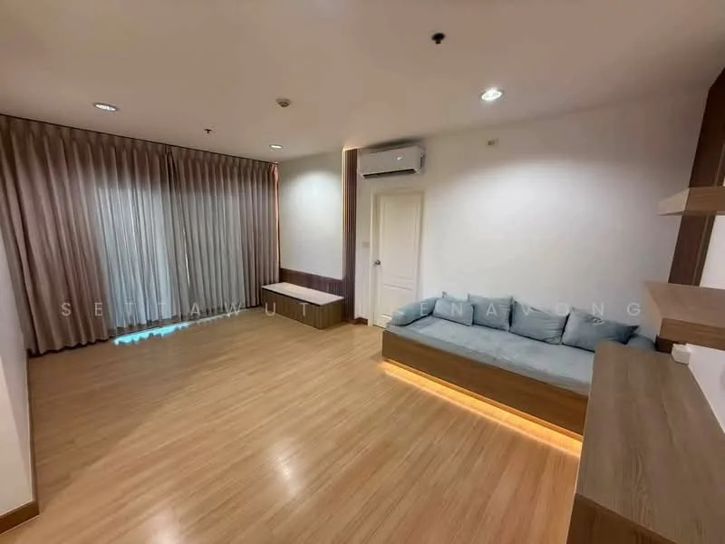 2 Bedroom condo in Centric Scene Ratchavipha
