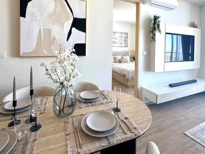 2 Bedroom condo in Noble State 39