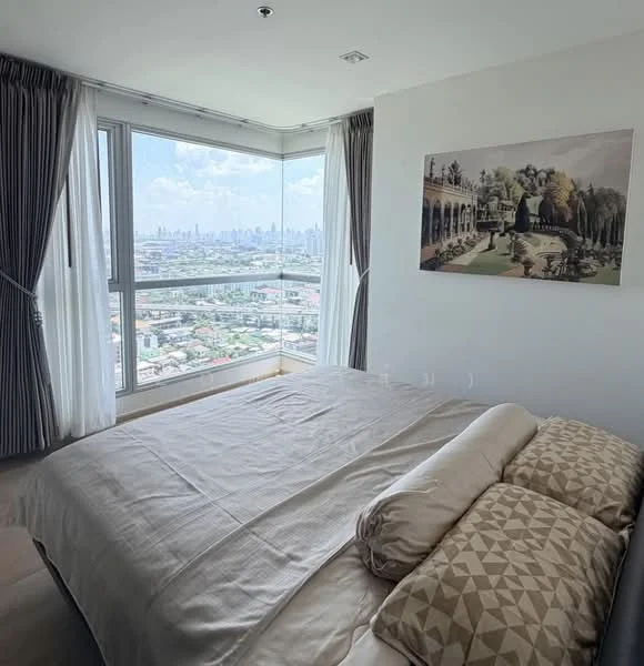 2 Bedroom condo in Rhythm Sukhumvit 50