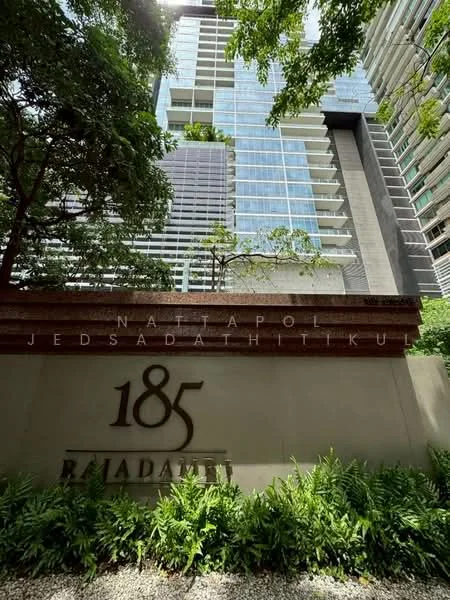 1 Bedroom condo in 185 Rajadamri