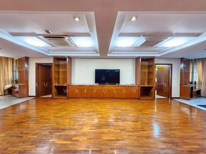 3 Bedroom condo in President Park Sukhumvit 24