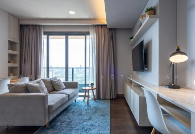 2 Bedroom condo in The Lumpini 24