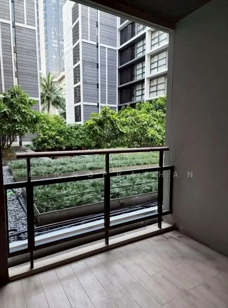 1 Bedroom condo in Mode Sukhumvit 61