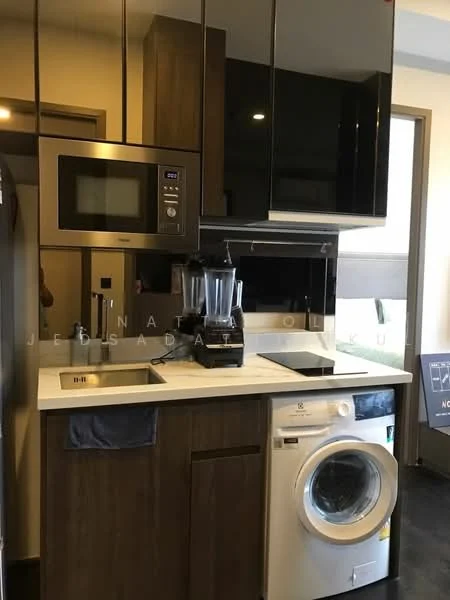1 Bedroom condo in Park Origin Thonglor