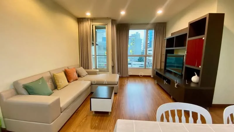 2 Bedroom condo in The Address Sukhumvit 42