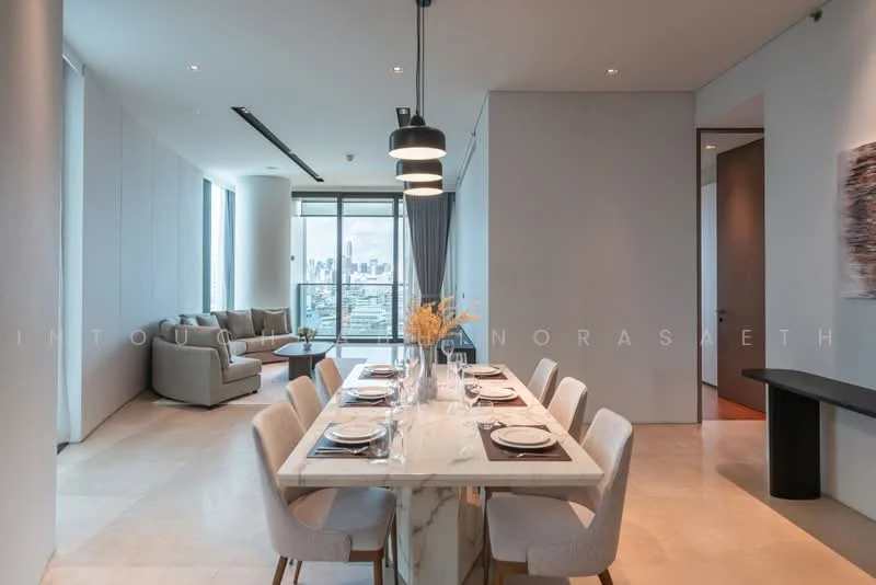 2 Bedroom condo in Banyan Tree Residences Riverside
