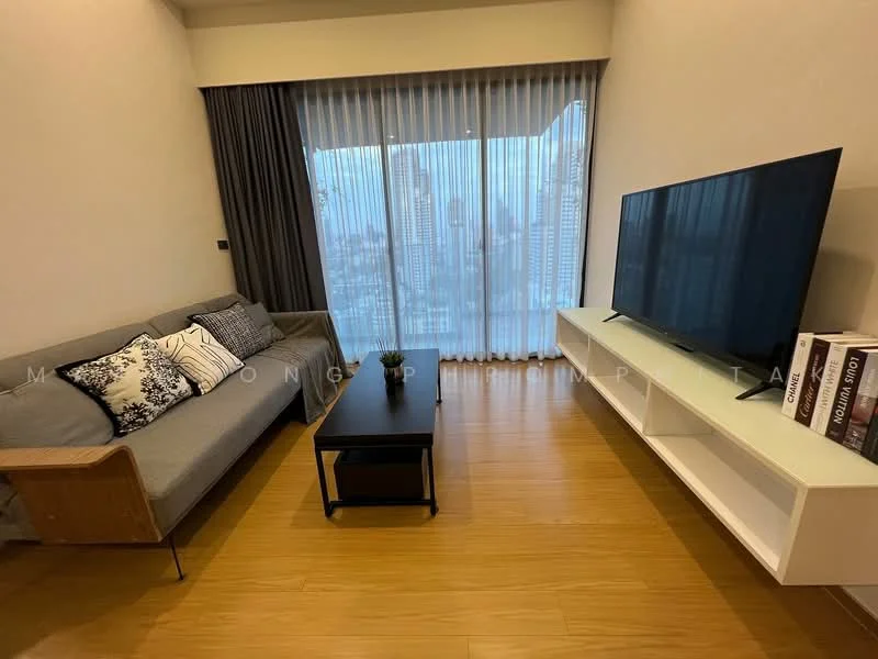 2 Bedroom condo in Siamese Exclusive Sukhumvit 31