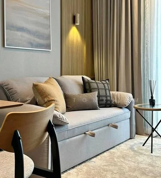 1 Bedroom condo in Rhythm Ekkamai Estate