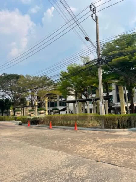 3 Bedroom condo in Baan Klang Muang Nawamin 42