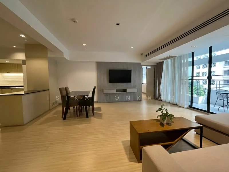2 Bedroom condo in Villa Bajaj
