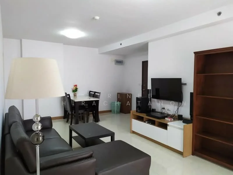 2 Bedroom condo in Supalai Park Ekkamai-Thonglor