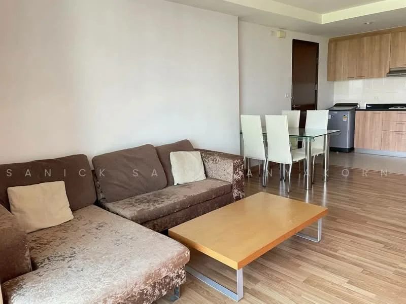 2 Bedroom condo in Y.O. Place