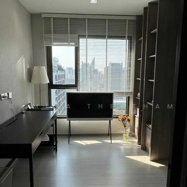 1 Bedroom condo in Life Asoke-Rama 9