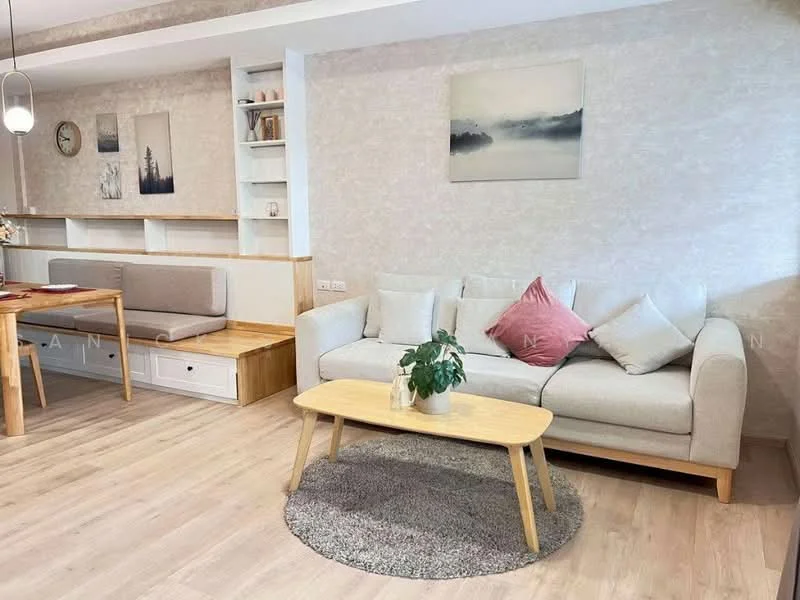 3 Bedroom condo in Indy 2 Bangna-Ramkhamhaeng 2