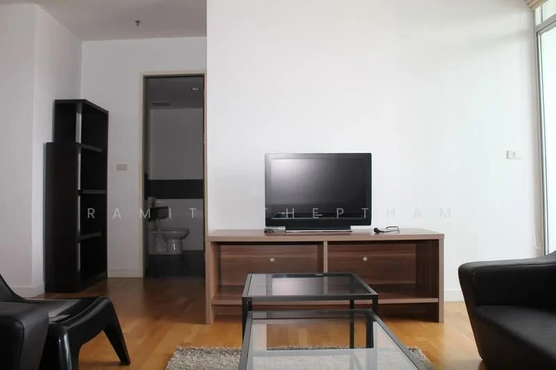 1 Bedroom condo in Urbana Sathorn
