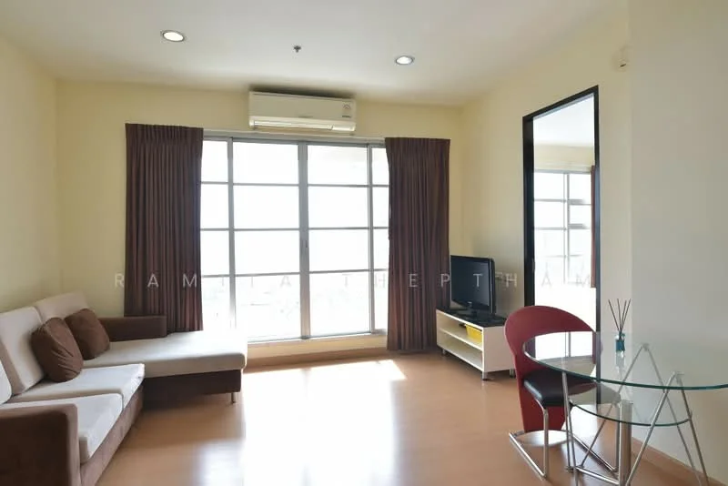 1 Bedroom condo in Baan Klang Krung Siam-Pathumwan