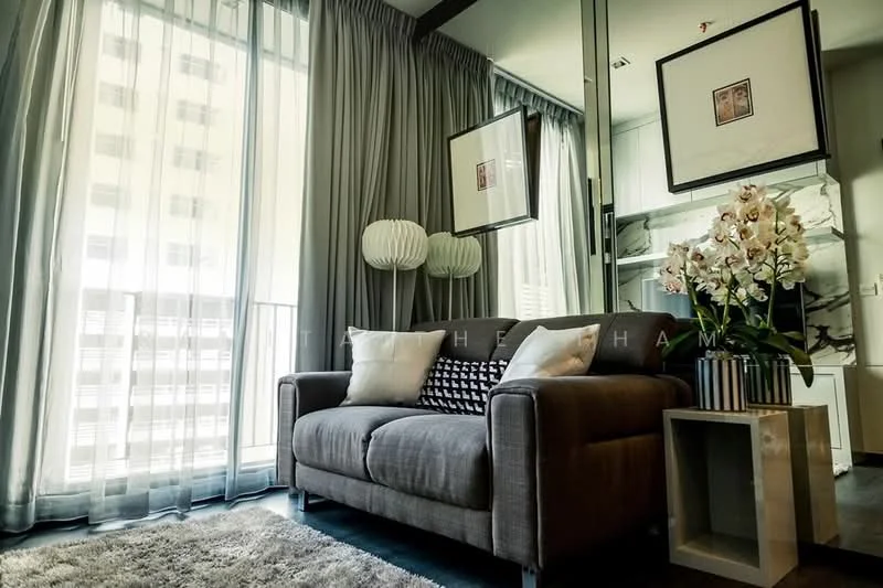 1 Bedroom condo in The Edge Sukhumvit 23