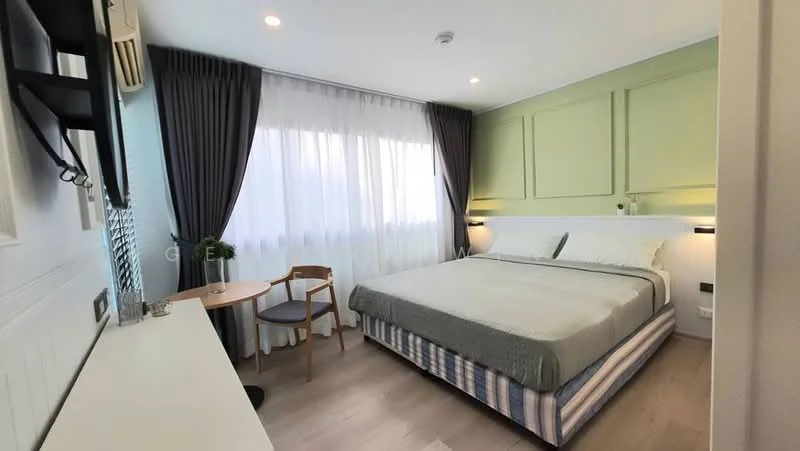 1 Bedroom condo in Lumpini Place Narathiwas Ratchanakarin