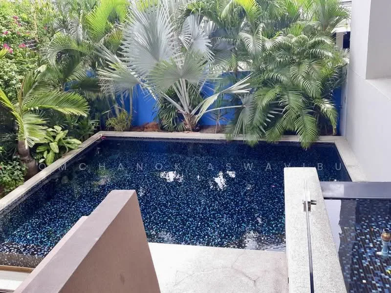 3 Bedroom condo in Baan Lux Sathon