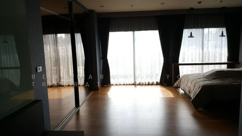 1 Bedroom condo in Noble Remix 2 Thonglor