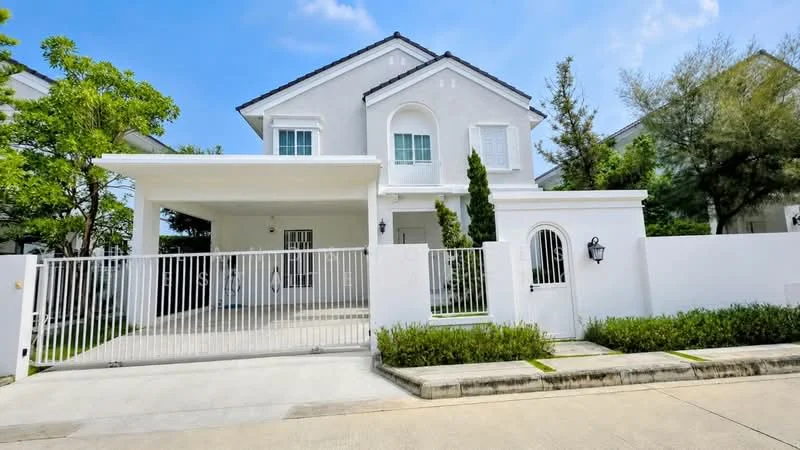 3 Bedroom condo in Chaiyapruek Bangna Km 15