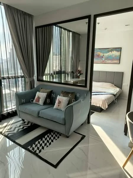1 Bedroom condo in Wish Signature Midtown Siam