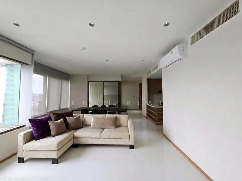 3 Bedroom condo in The Emporio Place