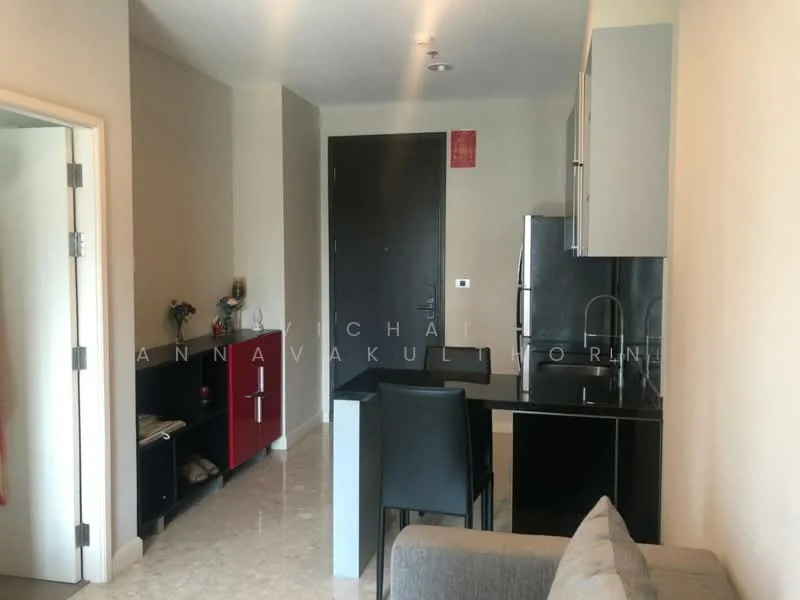 1 Bedroom condo in The Crest Sukhumvit 34
