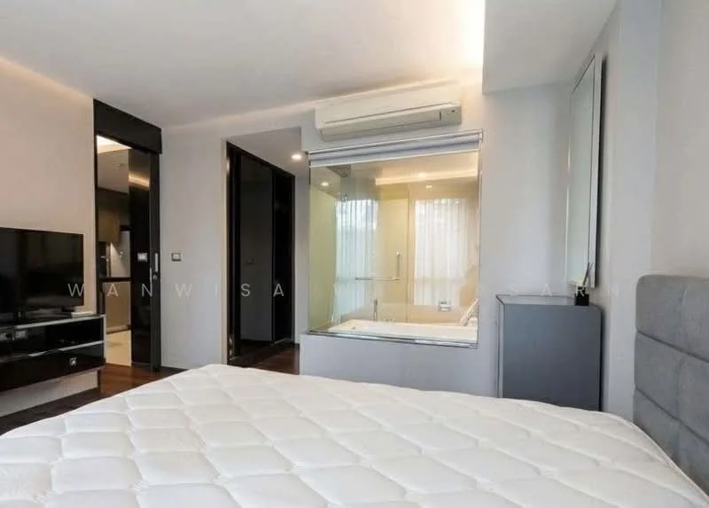 1 Bedroom condo in The Address Sukhumvit 61
