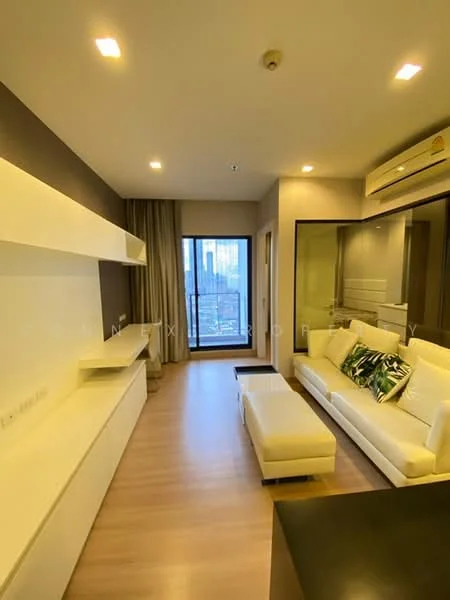 1 Bedroom condo in Urbano Absolute Sathon-Taksin