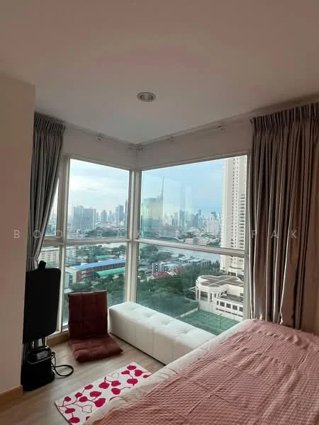 2 Bedroom condo in The Light House Sathorn–Chareonnakorn