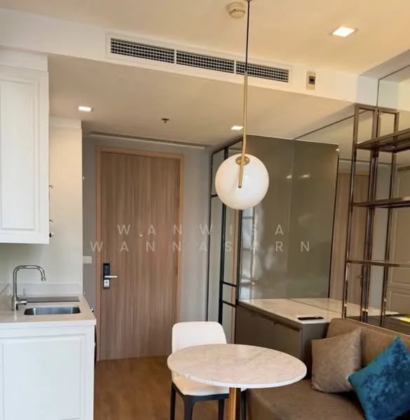1 Bedroom condo in Noble BE33