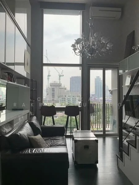 1 Bedroom condo in ASHTON Morph 38