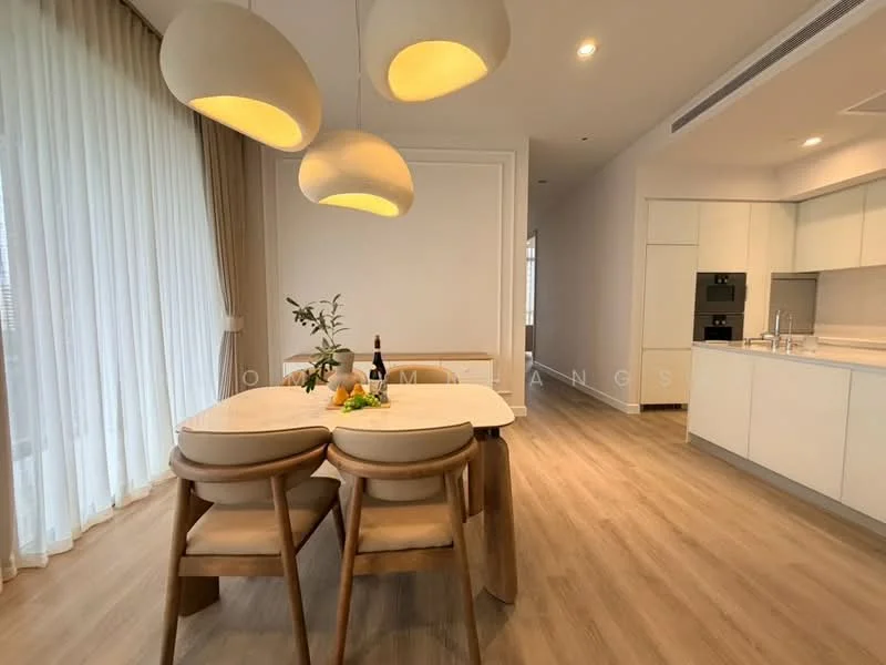 2 Bedroom condo in Vittorio 39