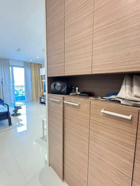 1 Bedroom condo in Circle Condominium
