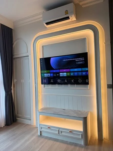 1 Bedroom condo in Rhythm Charoenkrung Pavillion
