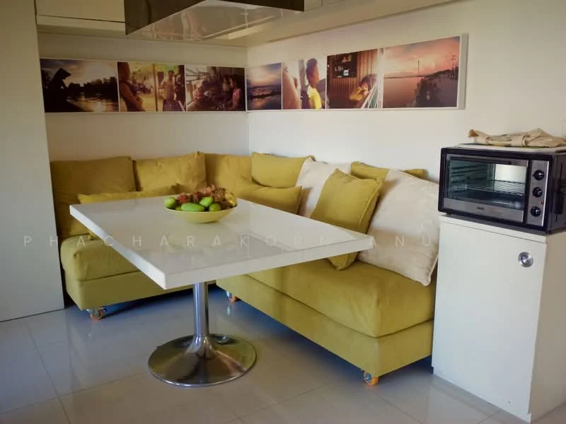 2 Bedroom condo in Condo One Siam condominium