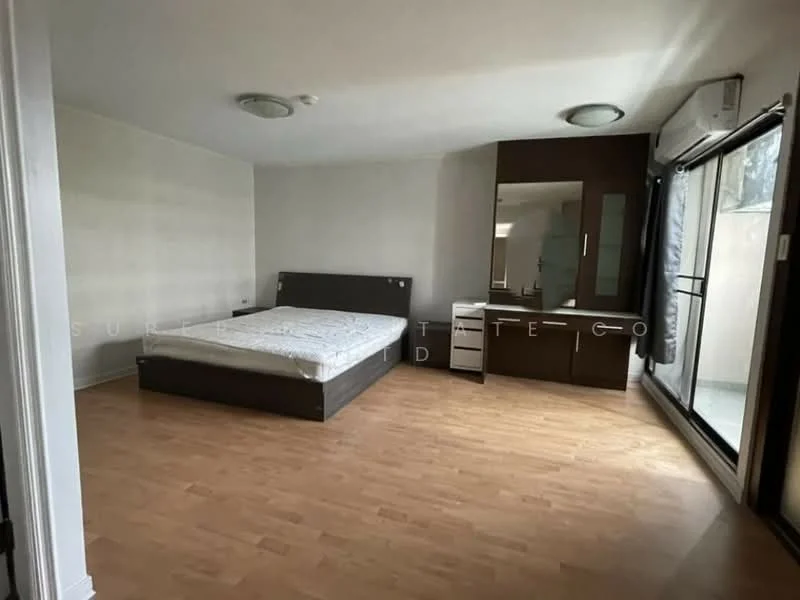 2 Bedroom condo in Lumpini Ville Phra Mae Maree-Sathorn